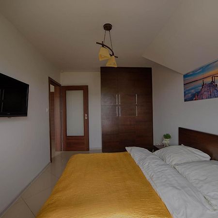 4 Strony Swiata Apartment ยารอสวาเวียซ ภายนอก รูปภาพ