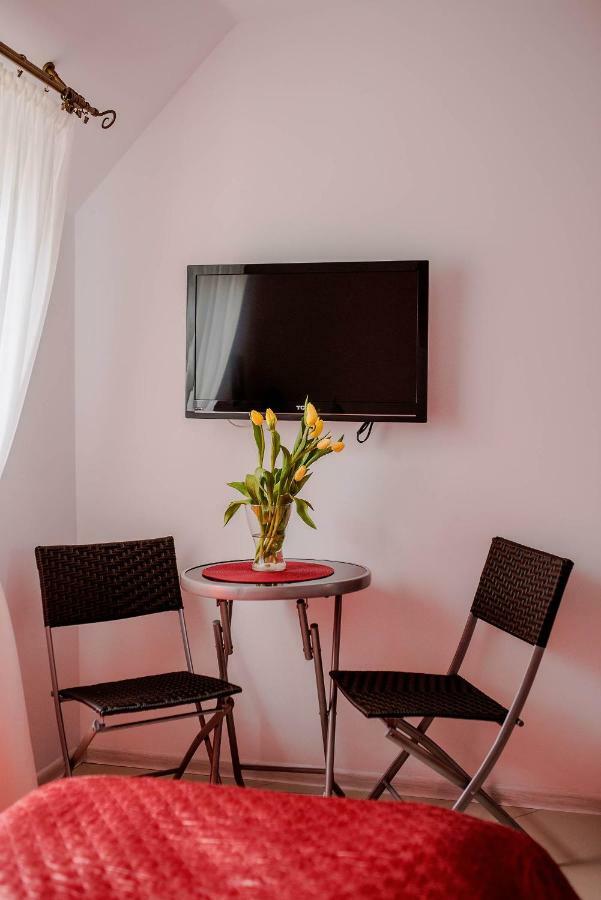 4 Strony Swiata Apartment ยารอสวาเวียซ ภายนอก รูปภาพ