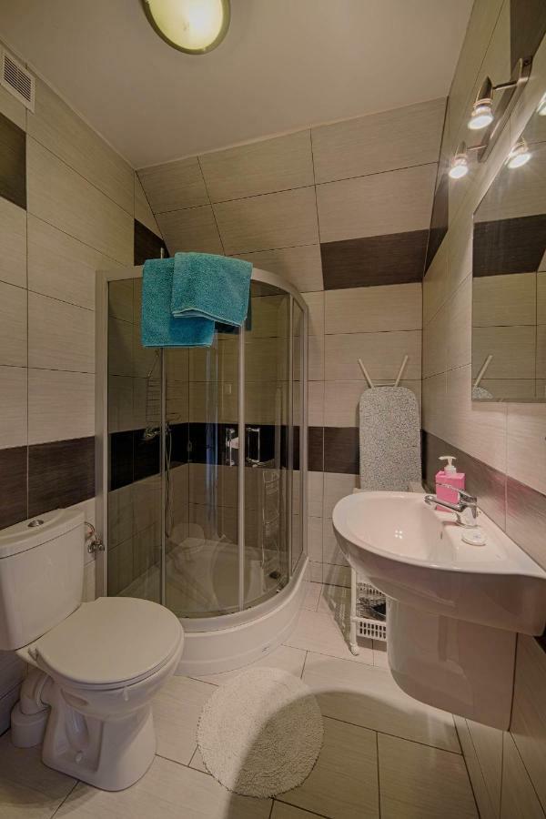 4 Strony Swiata Apartment ยารอสวาเวียซ ภายนอก รูปภาพ