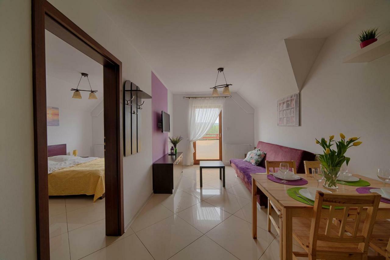 4 Strony Swiata Apartment ยารอสวาเวียซ ภายนอก รูปภาพ