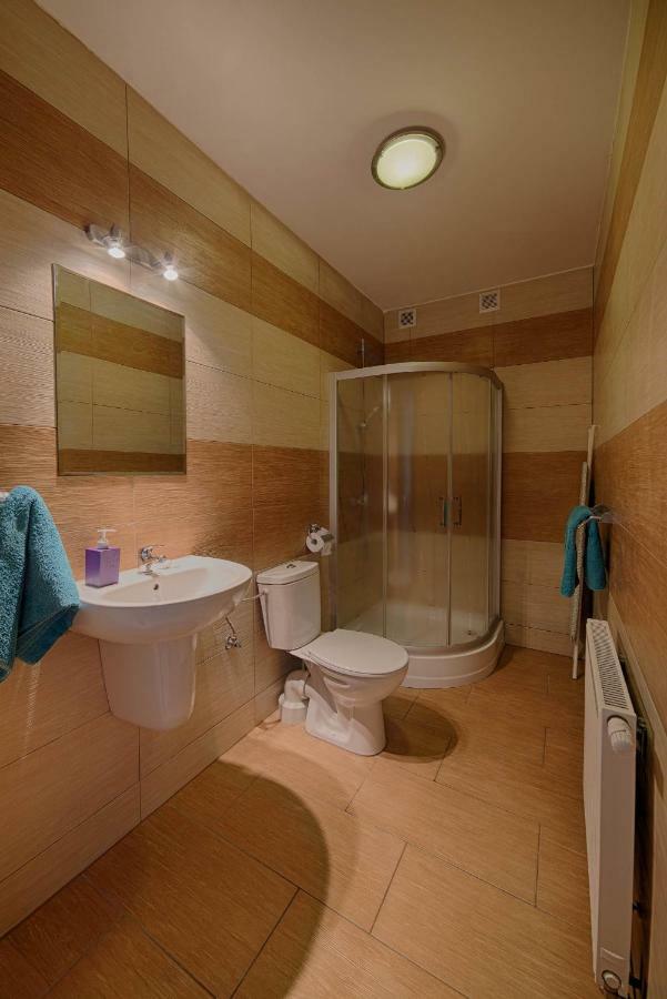 4 Strony Swiata Apartment ยารอสวาเวียซ ภายนอก รูปภาพ