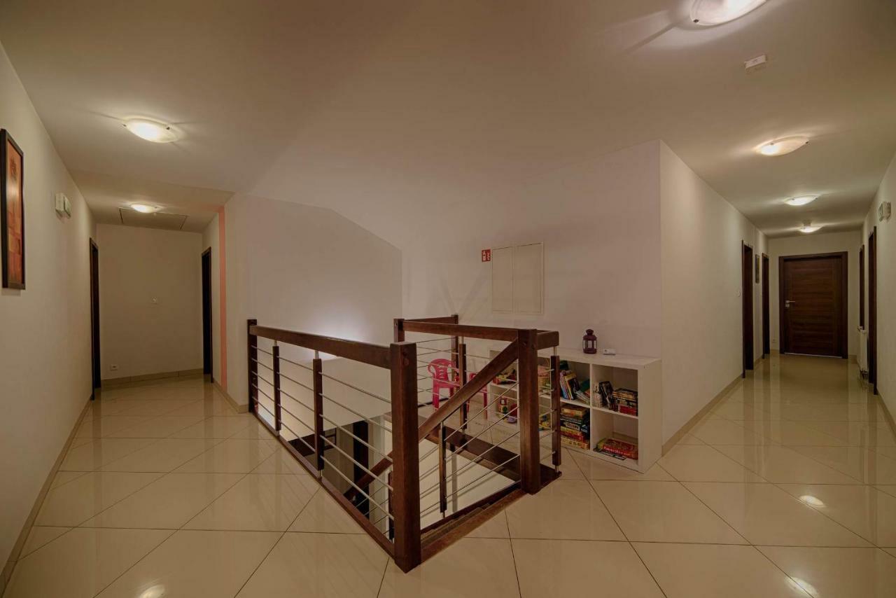 4 Strony Swiata Apartment ยารอสวาเวียซ ภายนอก รูปภาพ
